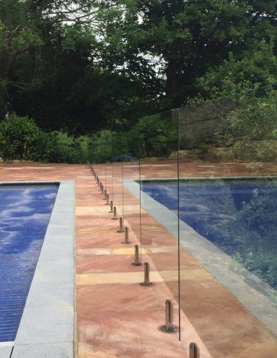 Geometrically perfect frameless glass pool fence