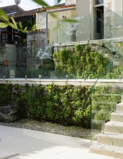 Fall prevention frameless glass barriers